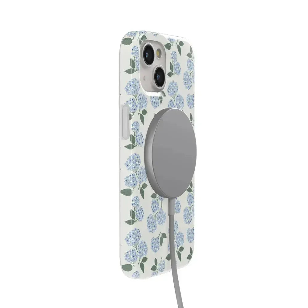 Nantucket Cottage | Blue Hydrangea Case