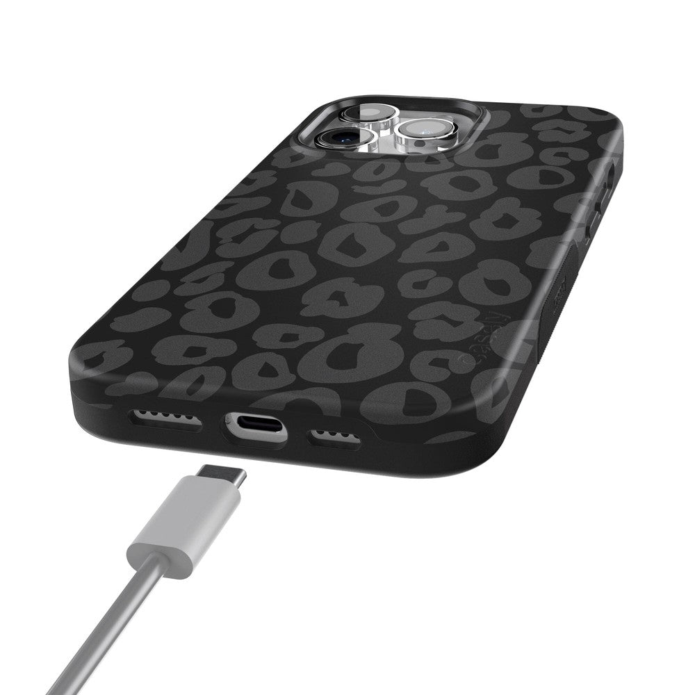 Into the Wild | Black Leopard Case