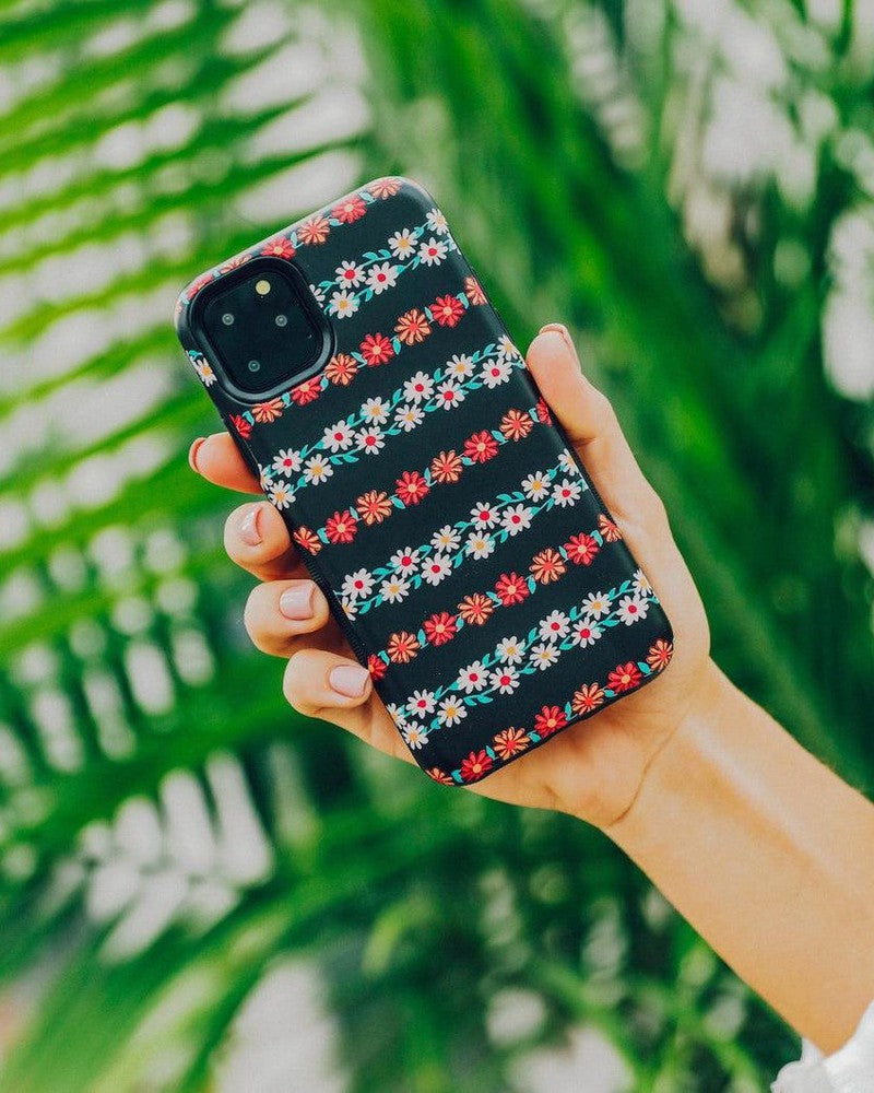 Totally Rad | Daisy Print Floral Case