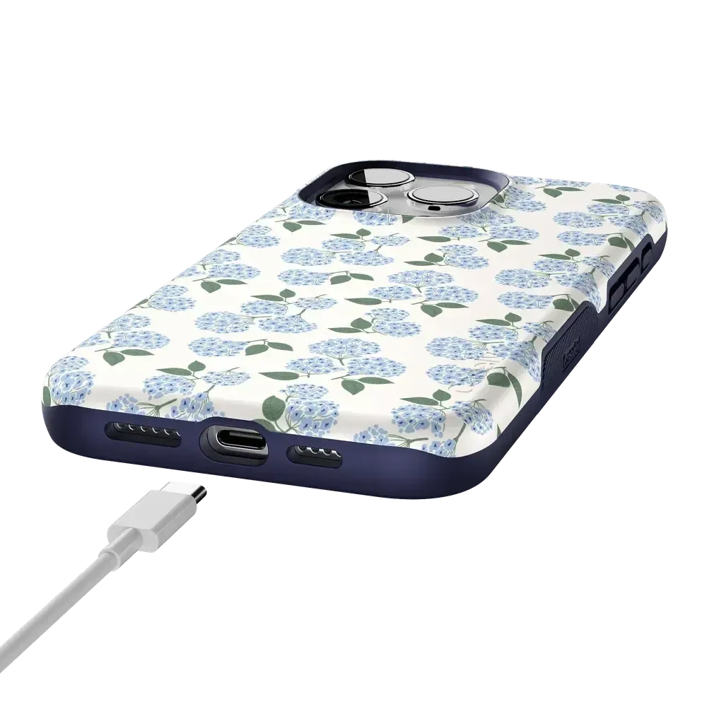 Nantucket Cottage | Blue Hydrangea Case